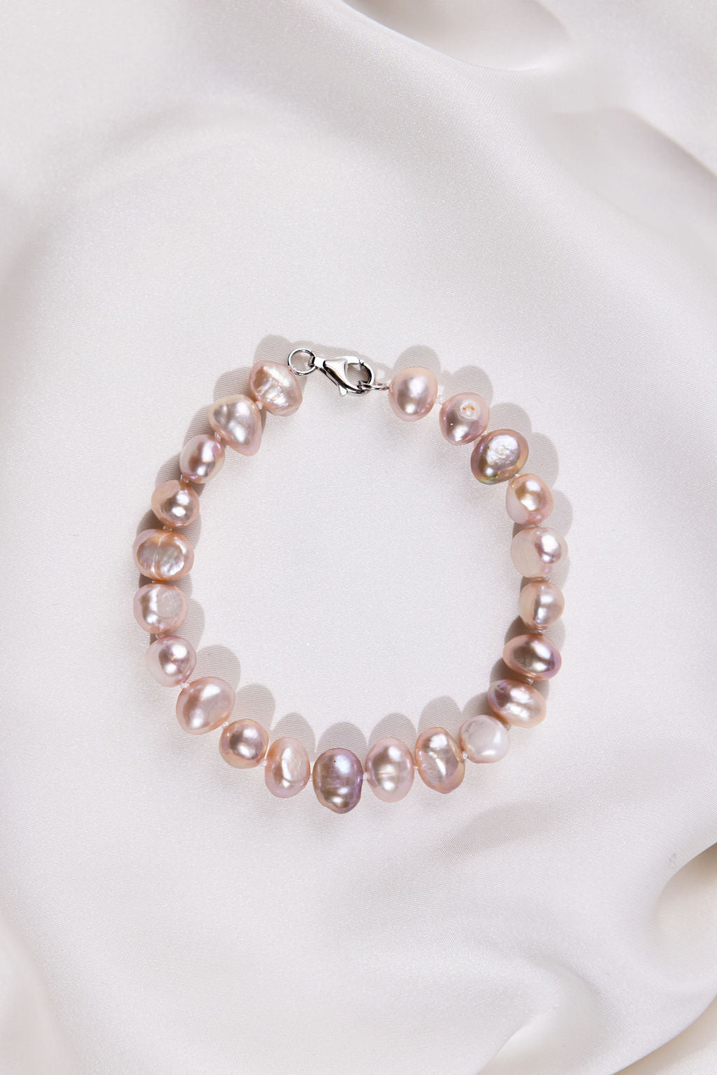 Lavender Pearl bracelet on a white background