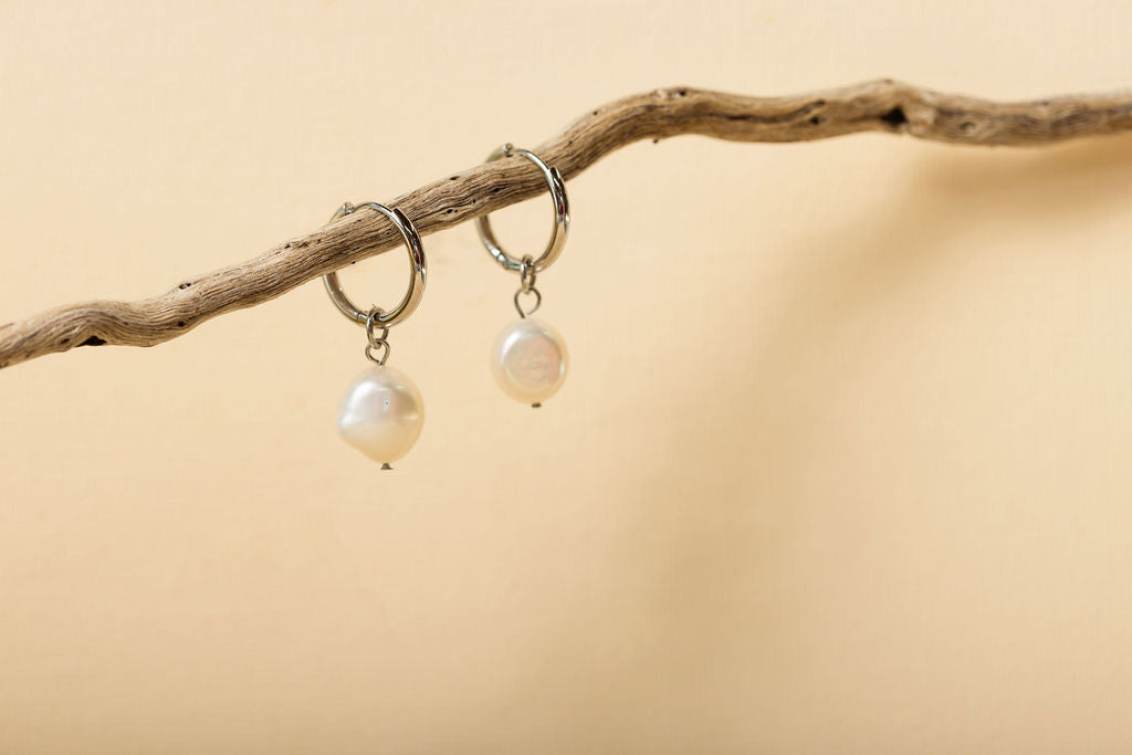 14 m silver hoops mdium pearl 